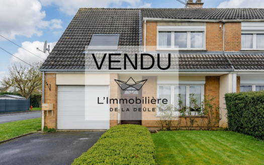 JOLIE MAISON SEMI INDIVIDUELLE AU CALME!