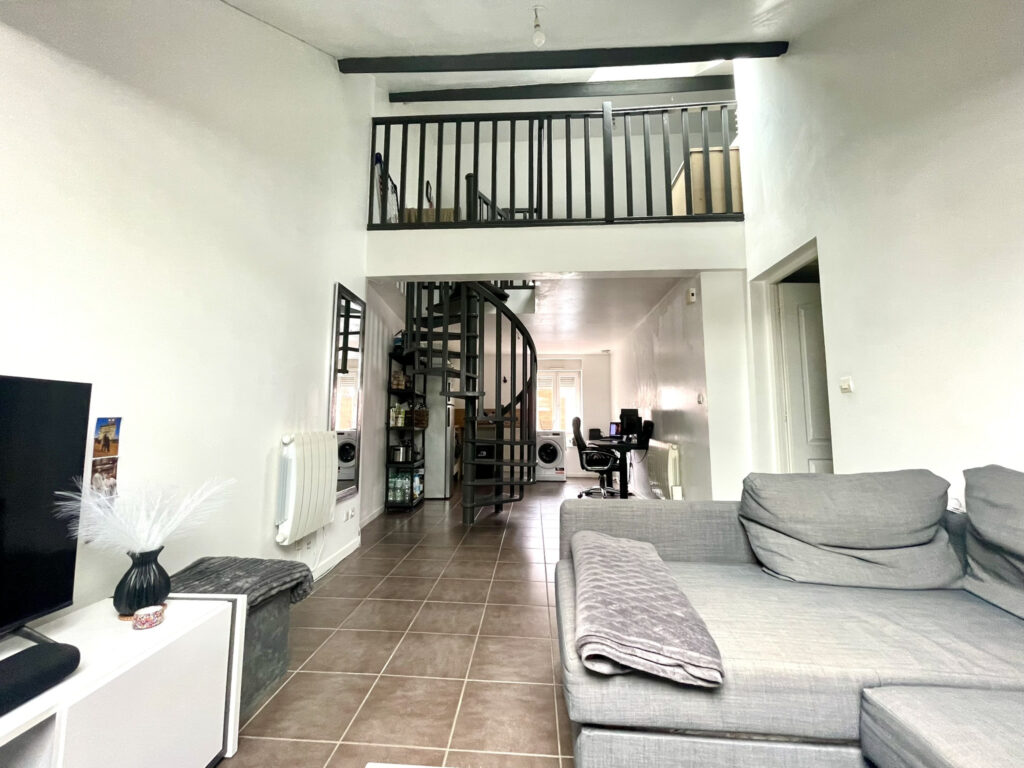 photo_5ca2a401b8917c522282f0a5e793c00f-28567