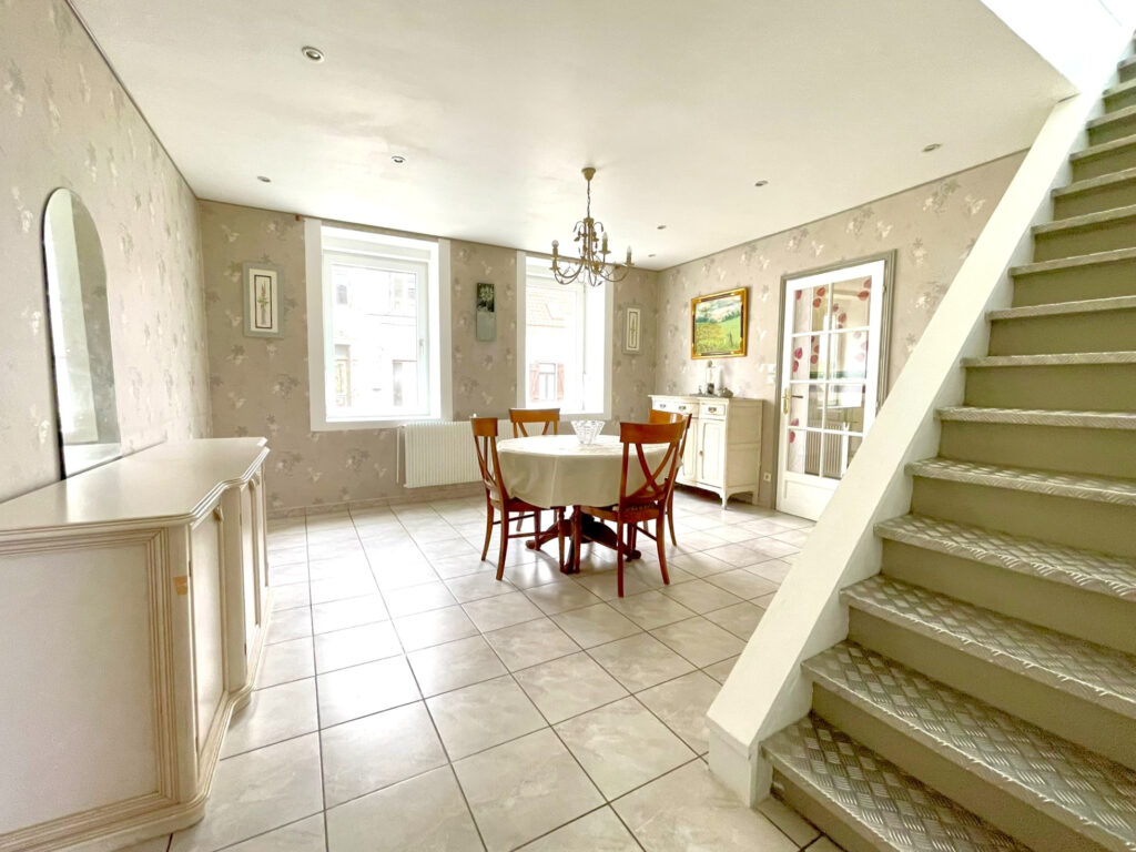 photo_9adbb398260e3f81c2c2db44132b2899-28610