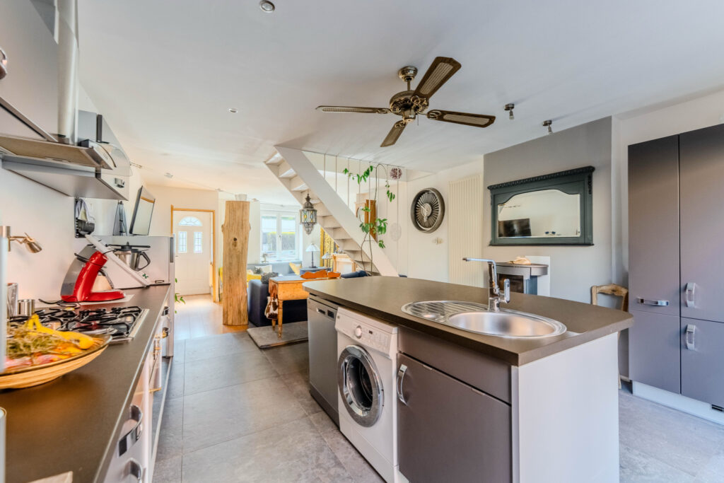 photo_562811c00b8c40fdfc402994aefdcaaf-29297