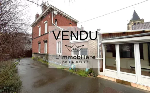 BEAU POTENTIEL ! CACHET PRESERVE !