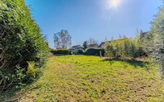 TERRAIN EN SECOND RANG !