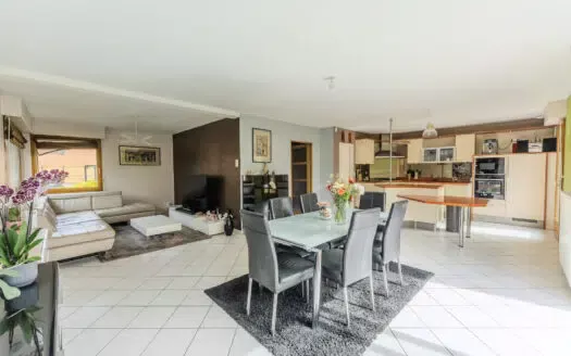 MAISON INDIVIDUELLE LUMINEUSE   QUARTIER RECHERCHÉ