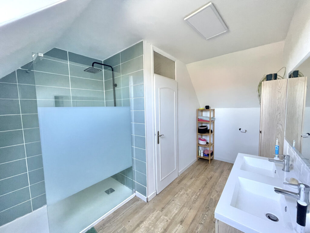 photo_c4c658774557514b15a215c04714f99f-29108