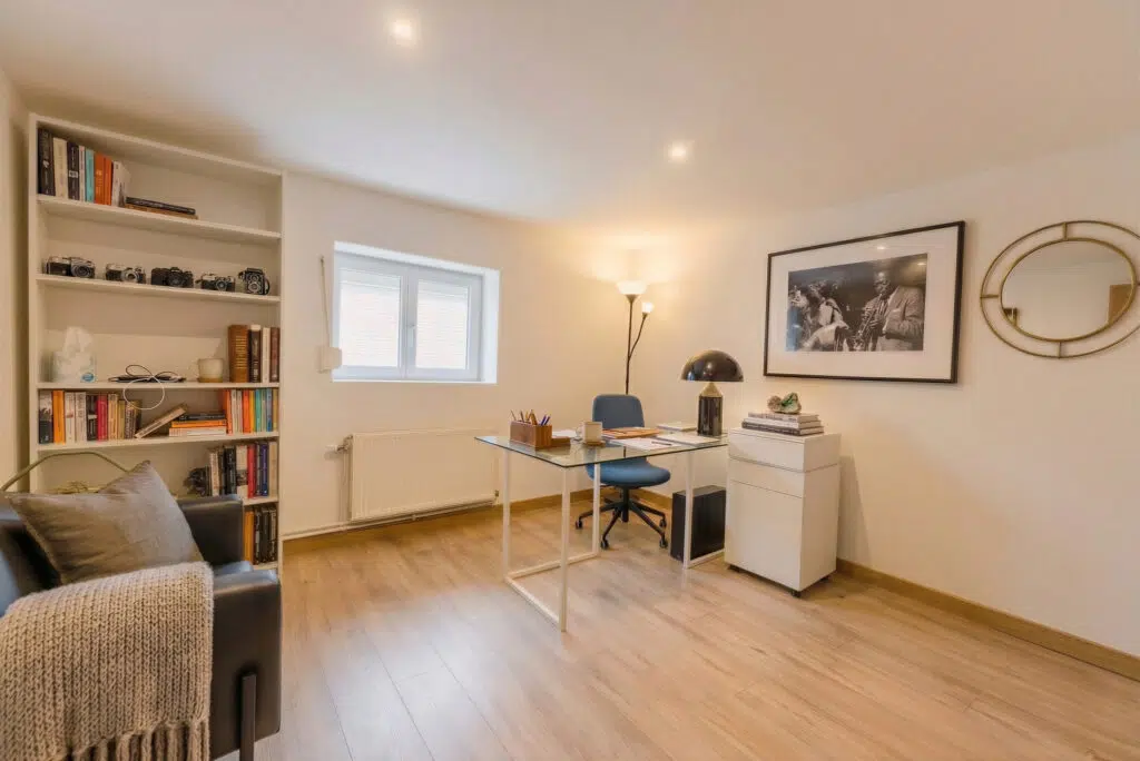 photo_e9b2efc66b9626db56ed2f70a72f2897-28947