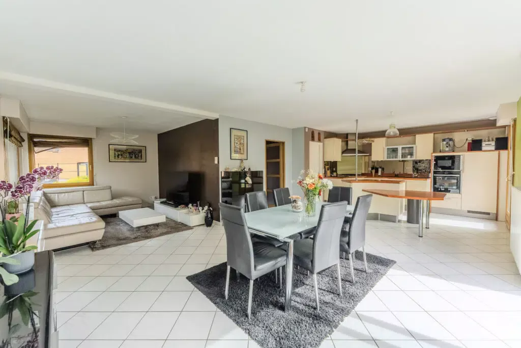 photo_9d7160fc27e87611bca06e0e9dc6a1d8-29095