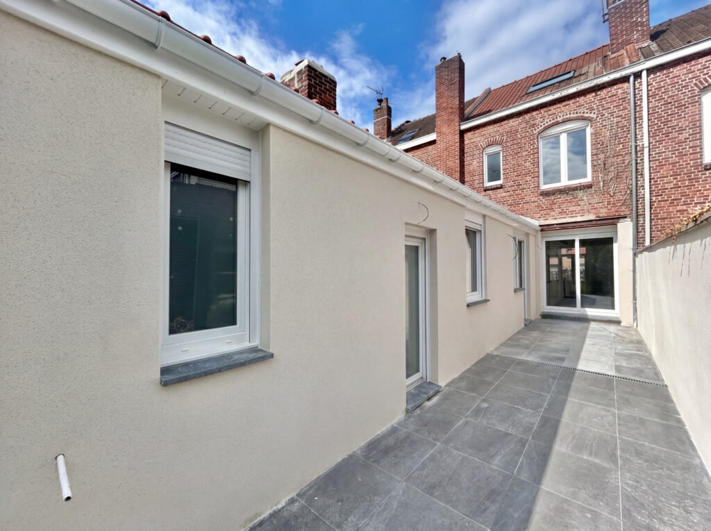 photo_2b2f3e6cb5912a2244bf9da92c795c17-29540
