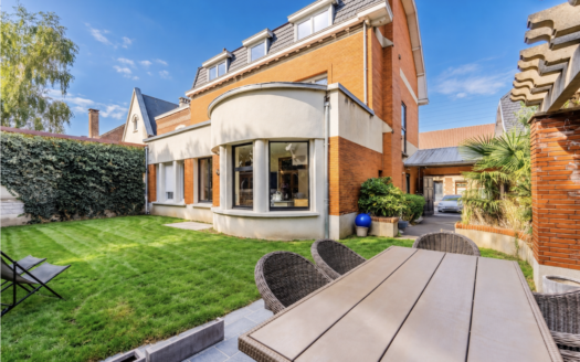 MAGNIFIQUE MAISON BOURGEOISE !
